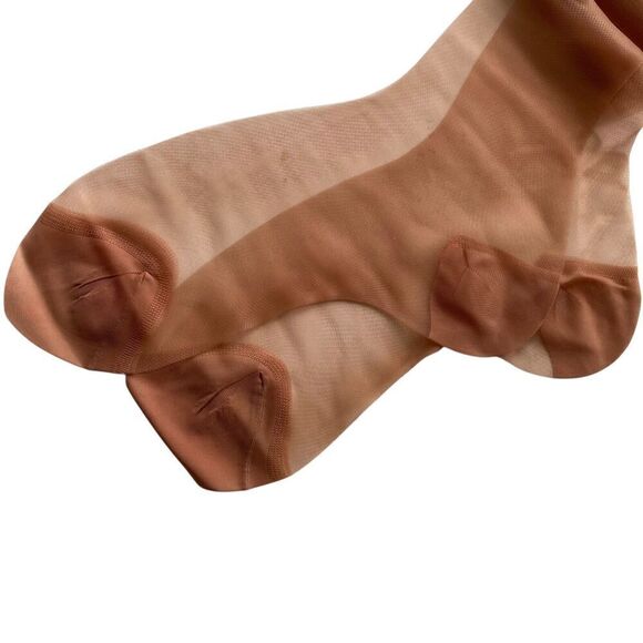 Vintage Stockings Size 9 X 31 Orchid Flat Knit Nylon RHT 15 Denier - Picture 3 of 4